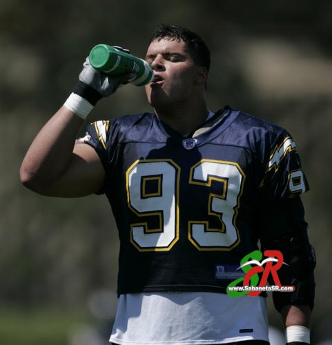 SANTIAGO RODRÍGUEZ, "DE ALLÁ SOY YO” 1 Luis Castillo NFL soy de alla