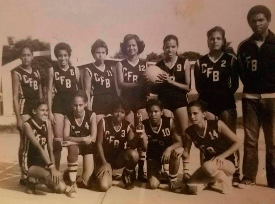 Recuerdan retros deportivos 1 Equipo Voleibol fem 1976 FE