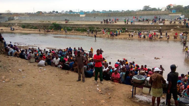 CESFRONT impide que haitianos crucen por el río Masacre