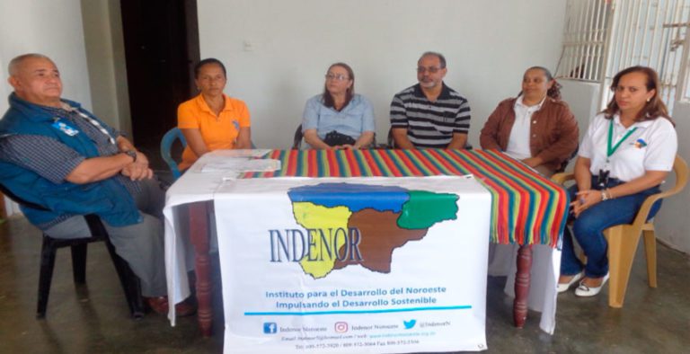 INDENOR con colaboración de otras instituciones entrega donaciones en Montecristi 2 INDENOR con colaboración de otras instituciones entrega donaciones en Montecristi