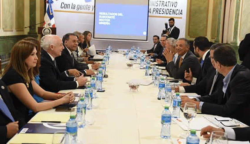 Funcionarios del gobierno