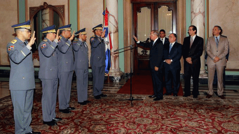 Presidente juramenta nuevos jefes militares 1 Presidente juramenta nuevos jefes militares