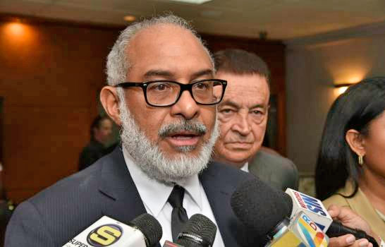 Miembro de comisión que investigó a Punta Catalina dice solo sabían de sobornos en el Congreso 1 Miembro de comisión que investigó a Punta Catalina dice solo sabían de sobornos en el Congreso