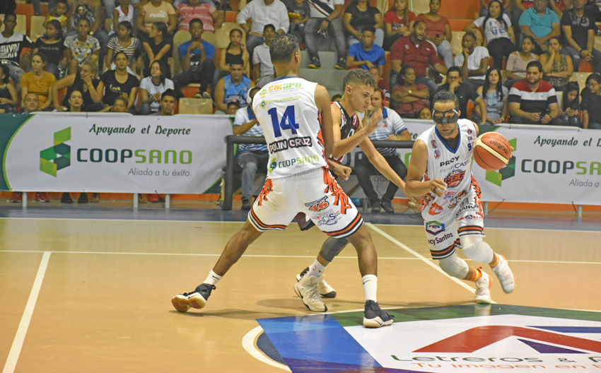 CGG y CPA ganaron partido inaugural baloncesto de Santiago Rodríguez 6 Abasaro 20019 Inauguracion J1 2 4