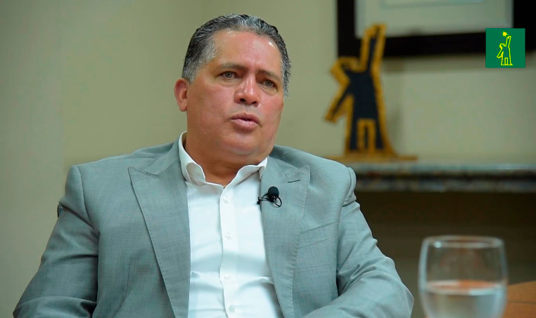 De las 20 mil bodegas que hay en Nueva York, 12 mil pertenecen a dominicanos 2 De las 20 mil bodegas que hay en Nueva York, 12 mil pertenecen a dominicanos