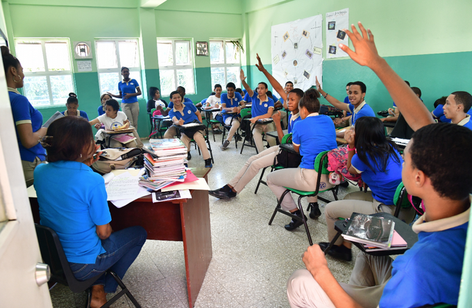 En tres meses, 38 liceos serán nuevos politécnicos