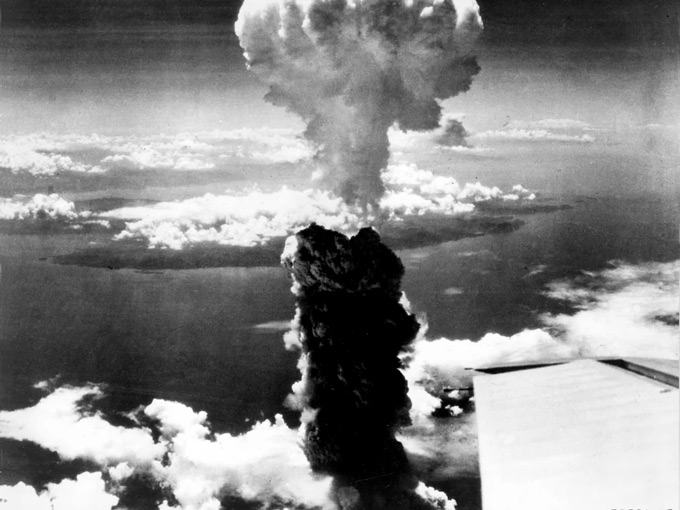 El presidente que no entendía física y cómo un genio lo convenció de crear un monstruo: la bomba atómica