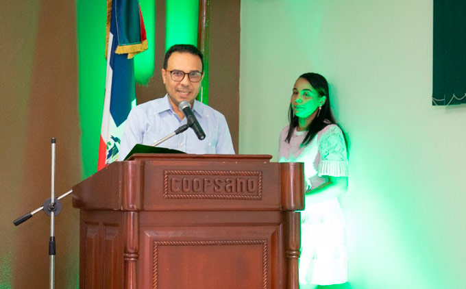 COOPSANO realizó la magistral conferencia: del negocio a la empresa 3 Coopsano Luis Marino Lopez 3