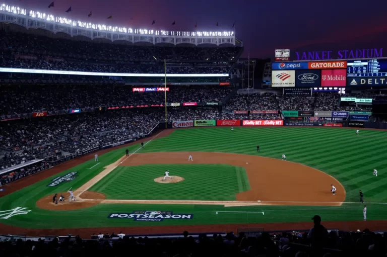 Los New York Yankees son el equipo más caro de la MLB con $7,100 millones de dólares, según Forbes