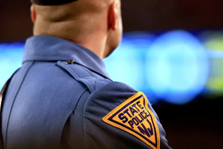 Padre suicida mató a su esposa e hijo: triple tragedia en zona elegante de Nueva Jersey 1 Padre suicida mató a su esposa e hijo: triple tragedia en zona elegante de Nueva Jersey