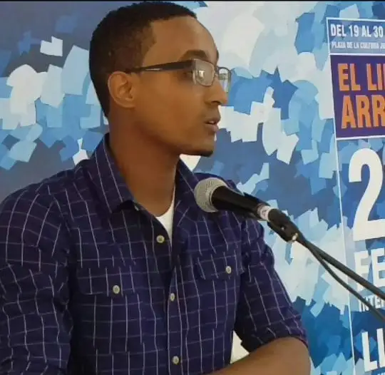 VICTOR DE OLEO escritor 2