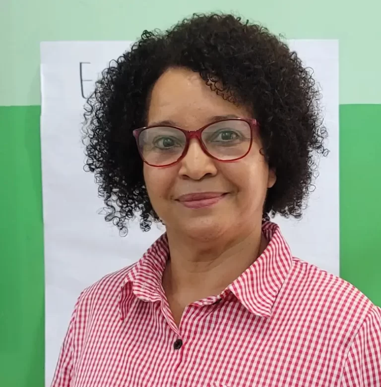 Agustina Milagros Gómez directora del Distrito Educativo 09-03