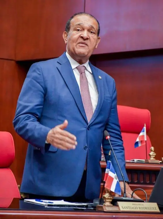 Antonio Marte pide a Abinader “abrir los ojos” con transporte escolar