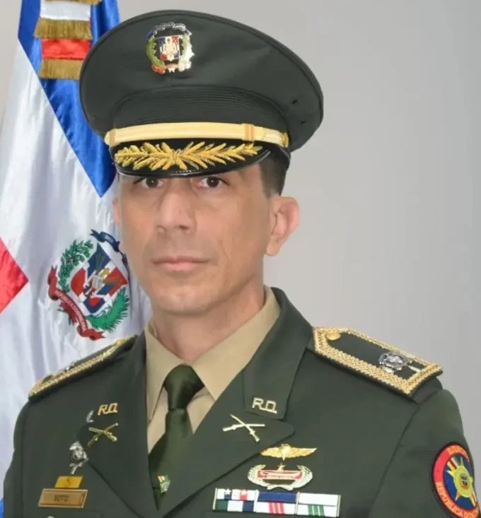 general e1697982095193