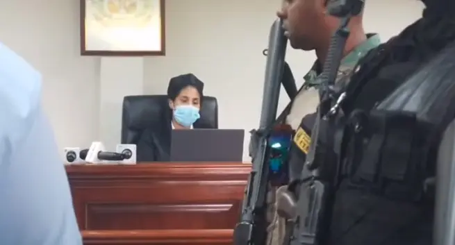 Imponen 20 años de prisión contra dos policías por muerte de esposos en Villa Altagracia