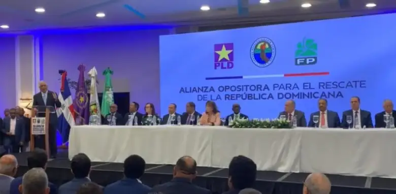 Alianza opositora PRM FE