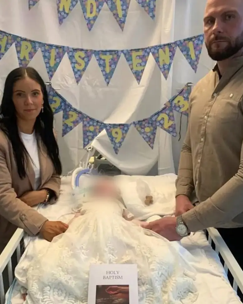 Muere Indi Gregory, la bebé que fue centro de una disputa legal en Inglaterra por desconectarla 1 Bebe Indi ypadres FE