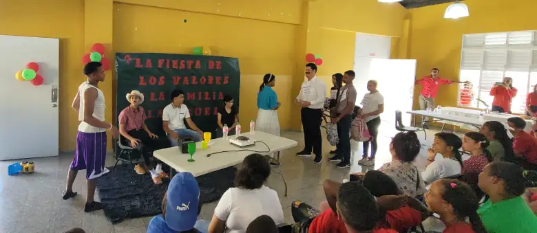 Liceo Marino Almonte La familia 1