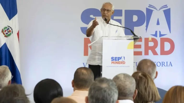 Todavía faltan 500,000 dominicanos por alfabetizar