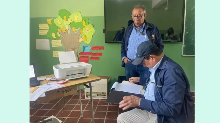 Conexión de las impresoras, un problema que persiste en la segunda prueba de la JCE en Santiago 1 Conexión de las impresoras, un problema que persiste en la segunda prueba de la JCE en Santiago