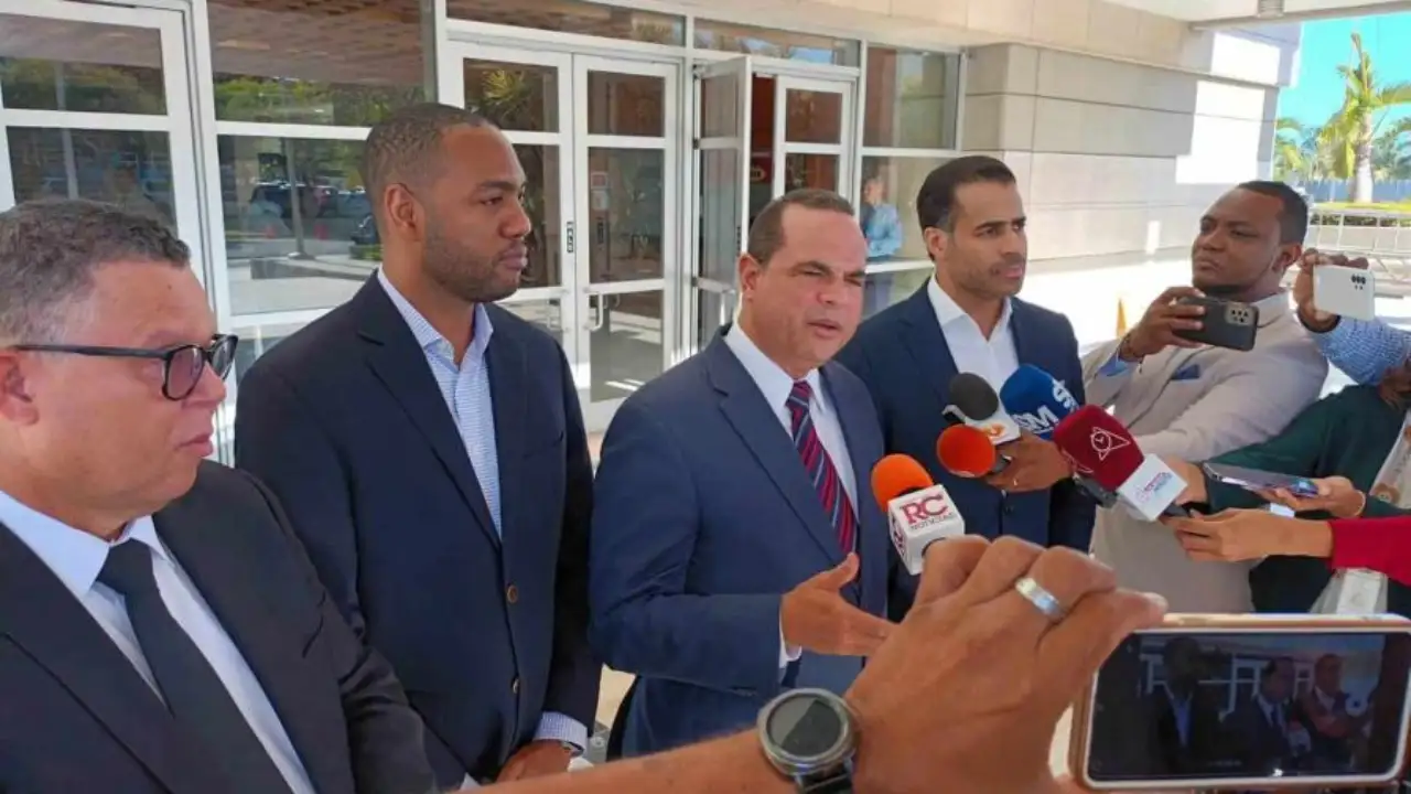 FP, PLD y PRD piden a la Procuraduría investigar "plan para sabotear elecciones municipales" 1 Partidos piden JCE FE