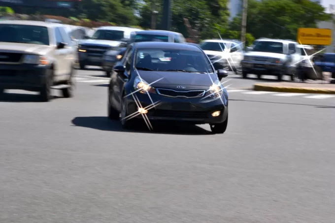 Ley 63-17: ¿pueden retener mi vehículo si no tengo marbete? 1 carro e1706883818435