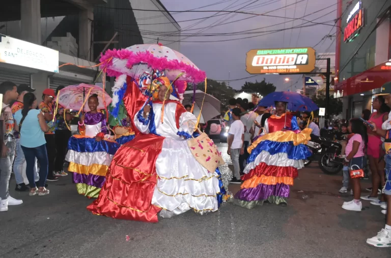Fotos - El Carnaval Sabanetero 2024 se viste de color y tradición 3 Fotos – El Carnaval Sabanetero 2024 se viste de color y tradición