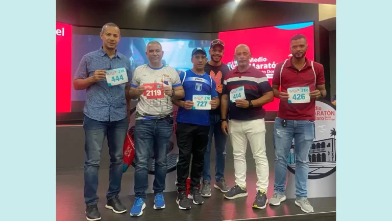 Delegación de santiagorrodriguenses y los TrotadoreSR brillarán en la Media Maratón Claro