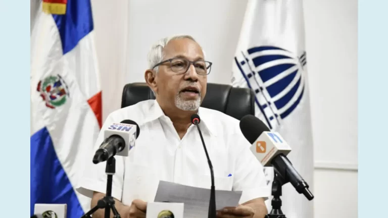 Ángel Hernández: “Abinader no va a perder la reelección porque los maestros se paralicen” 2 Ángel Hernández: “Abinader no va a perder la reelección porque los maestros se paralicen”