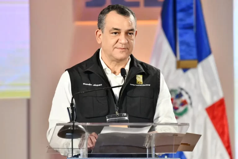 JCE deja abierto el proceso de votación para las elecciones presidenciales y congresuales