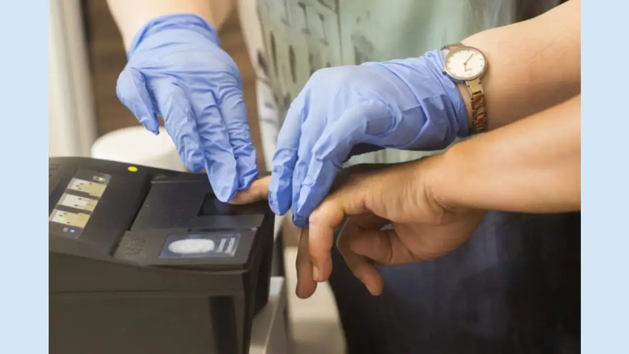 Escaneo huellas dactilares FE