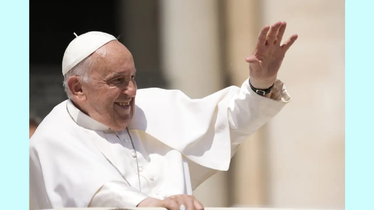 El papa en un encuentro a puerta cerrada con sacerdotes: "Los chismes son cosa de mujeres" 1 Papa Francisco chimes de mujeres FE