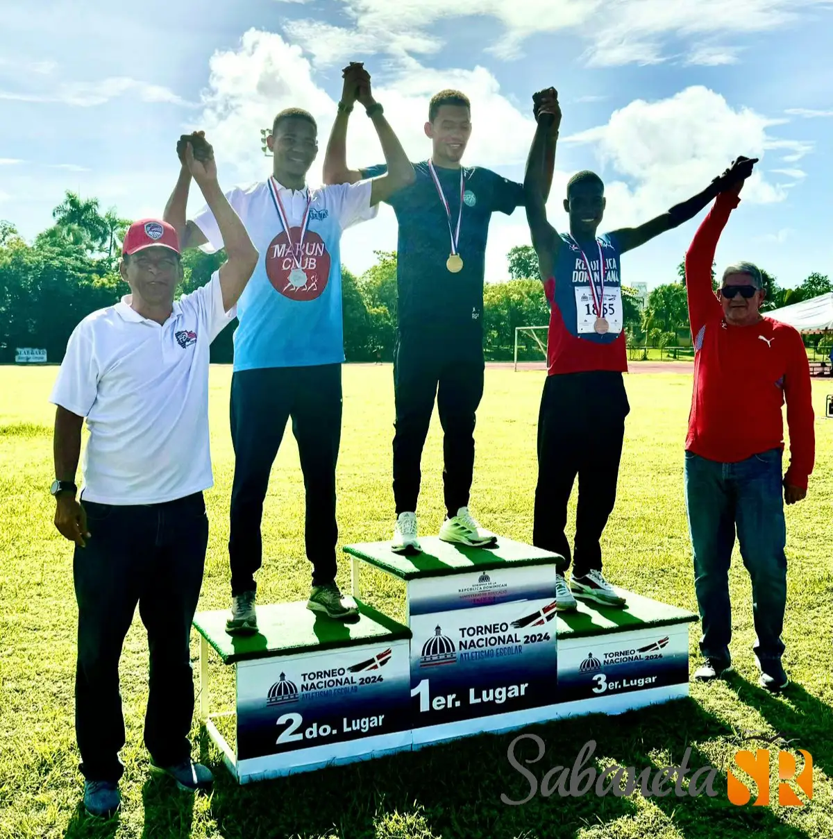 Amauri Rodriguez gana 1500 y los 10k