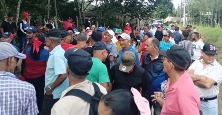 Campesinos de Santiago Rodríguez firmes en defensa de la tierra heredaron de sus ancestros 4 Campesinos de Santiago Rodríguez firmes en defensa de la tierra heredaron de sus ancestros