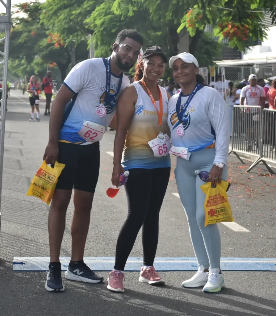 TrotadoreSR respaldan actividad de FUNDADIBE 4 TrotadoreSR apoyan 5k 2