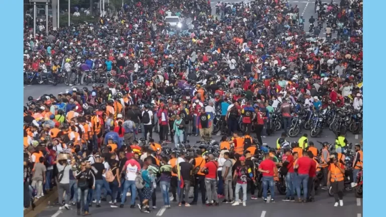 VENEZUELA: Miles salen a las calles en el inicio de la campaña