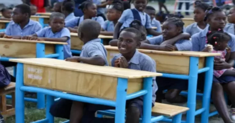 Violencia en Haití amenaza acceso a la educación para 100 mil niños
