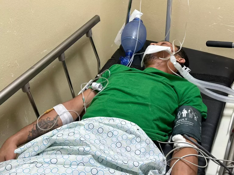 Denuncian sobredosis de tres internos en penal de Moca tras supuesta competencia de consumo de drogas