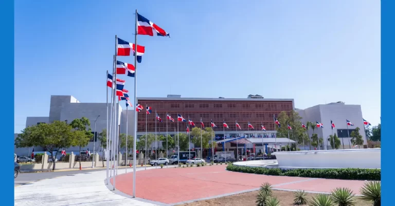 El Presidente de la RD deposita hoy memorias y rinde cuentas 3 El Presidente de la RD deposita hoy memorias y rinde cuentas