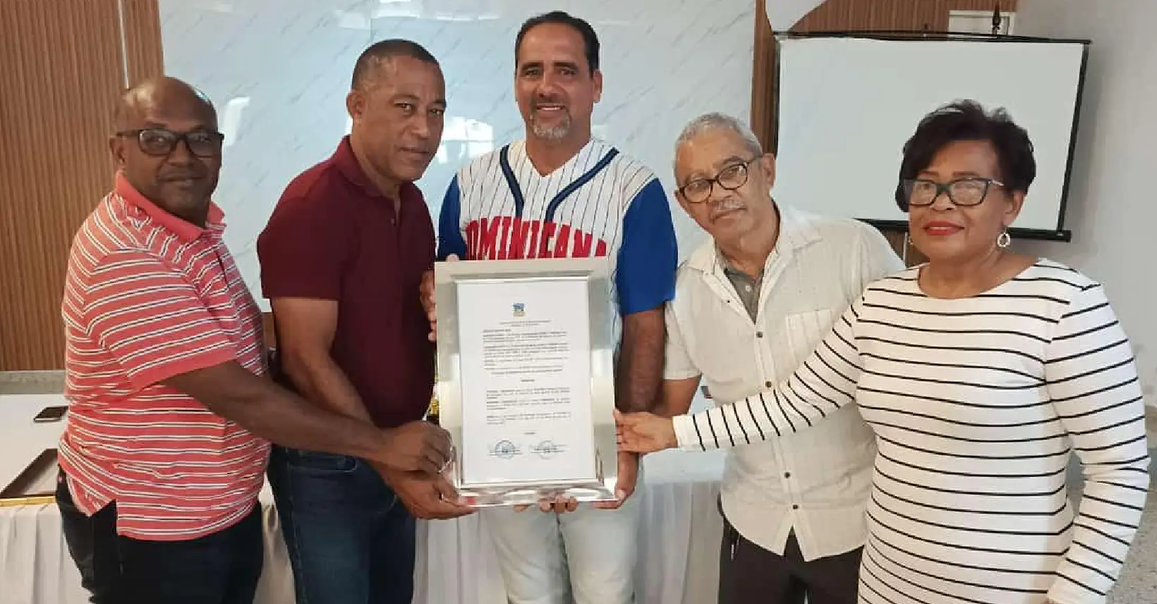 Altamira reconoce el legado deportivo de Elvis Gonell 1 Elvis Gonell Altamira