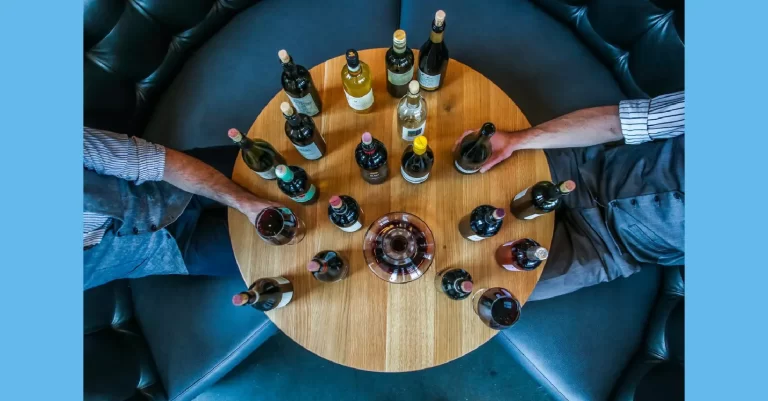 Unos científicos se han propuesto resolver la gran pregunta: ¿es más «sano» el vino blanco o el tinto?