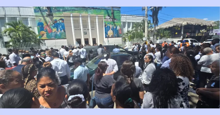 Video – Despiden con emotiva ceremonia a Parménida Milagros Rodríguez, directora del Distrito Educativo 09-03 de Sabaneta
