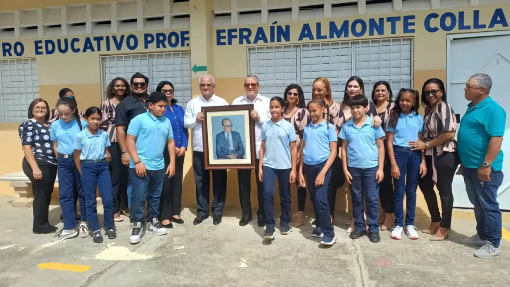 Escuela Efrain Almonte 10