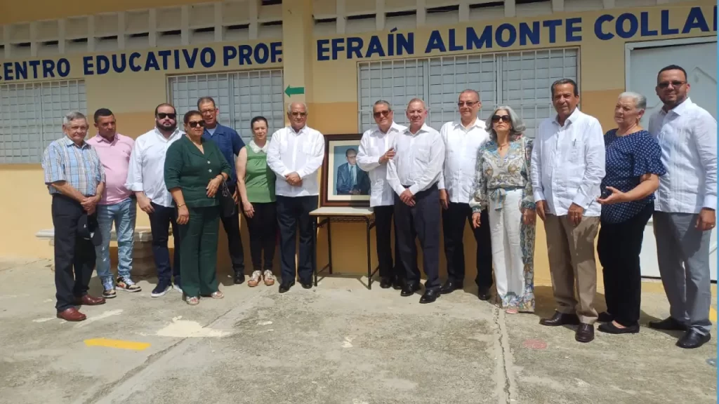 Escuela Efrain Almonte 9