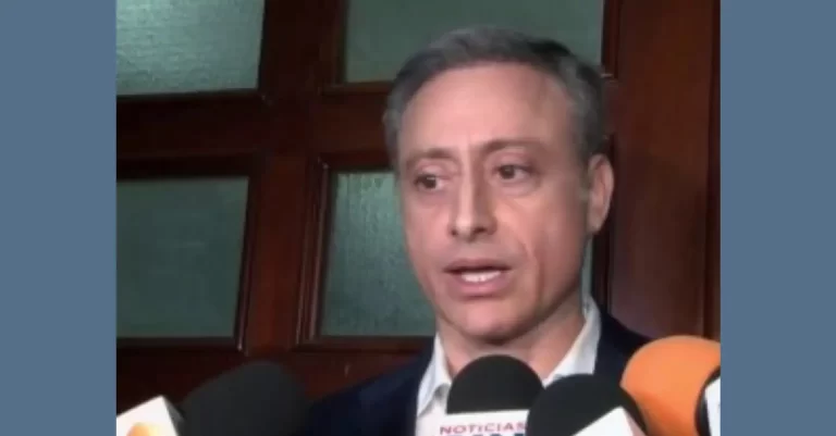 Levantan prisión domiciliaria y retiran grillete a exprocurador 5 Levantan prisión domiciliaria y retiran grillete a exprocurador