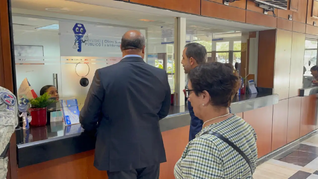 Fiscales acusan a Maribel y Antonio Espaillat de intentar intimidar a empleados del Jet Set 1 Antonio Espaillat procuradoria FE