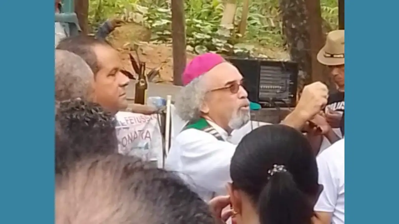 Padre Rogelio Cruz oficia misa en solidaridad de campesinos provincia Santiago Rodríguez 1 Padre Rogelio Cordillera Central misa