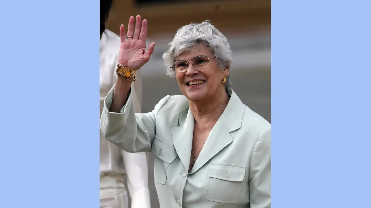 Violeta Barrios de Chamorro FE