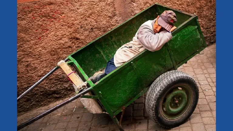 Video – Unos neurocientíficos creen haber encontrado el truco para resolver los problemas más complicados: echarse una siesta