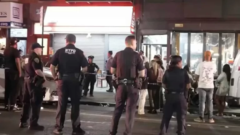 Tres muertos y ocho heridos en un tiroteo en restaurante de Brooklyn 2 Un tiroteo en restaurante de Brooklyn